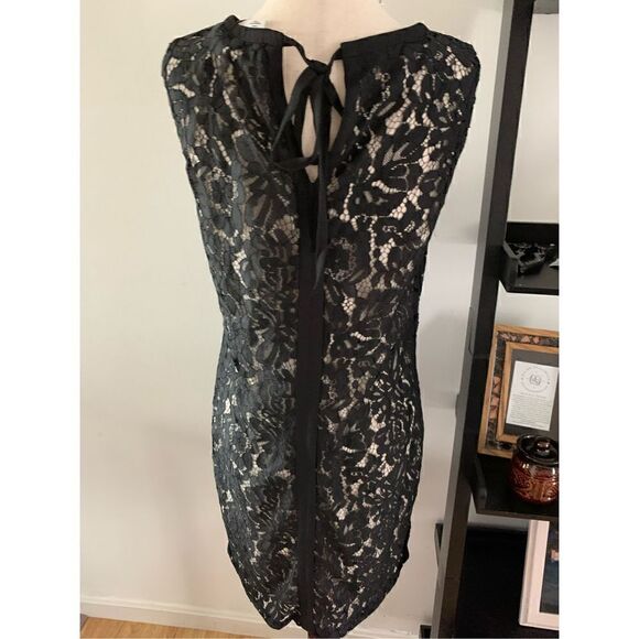 White House black market lace dress black new - Picture 3 of 4